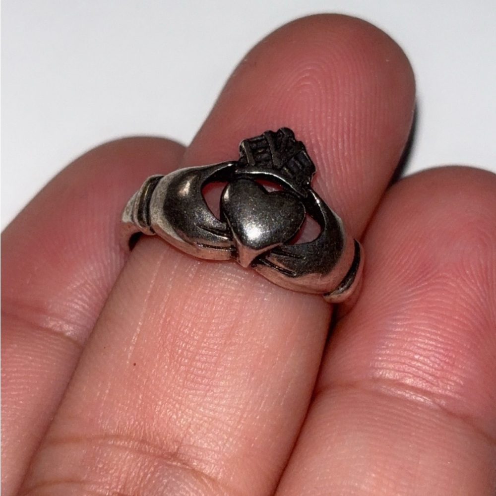 Ring - Picture 6 of 7